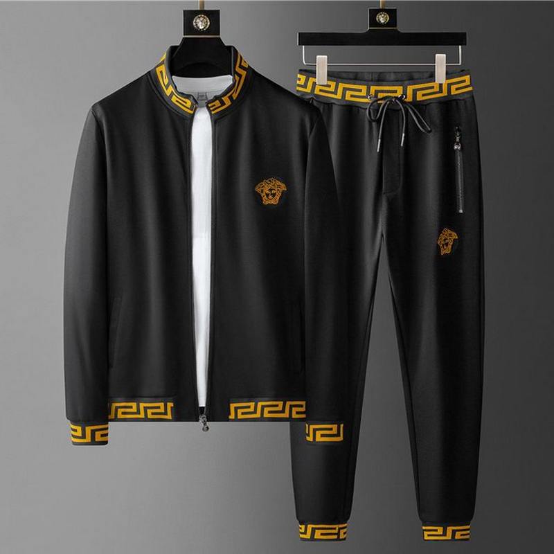 Versace Men's Suits 126